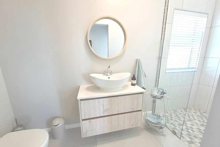 west-coast-rock-house-1